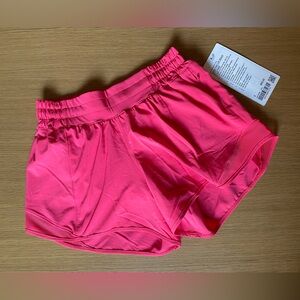 NWT Lululemon hotty hot shorts 4” in pink